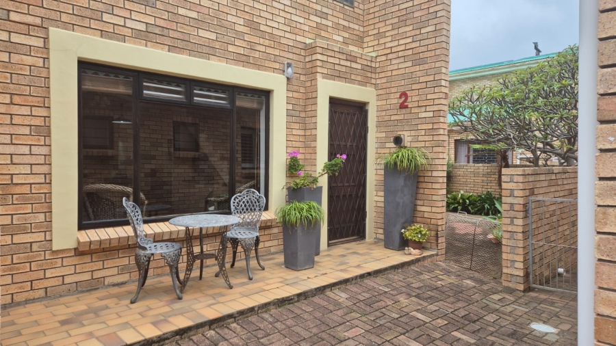 To Let 3 Bedroom Property for Rent in Ferreira Town Eastern Cape